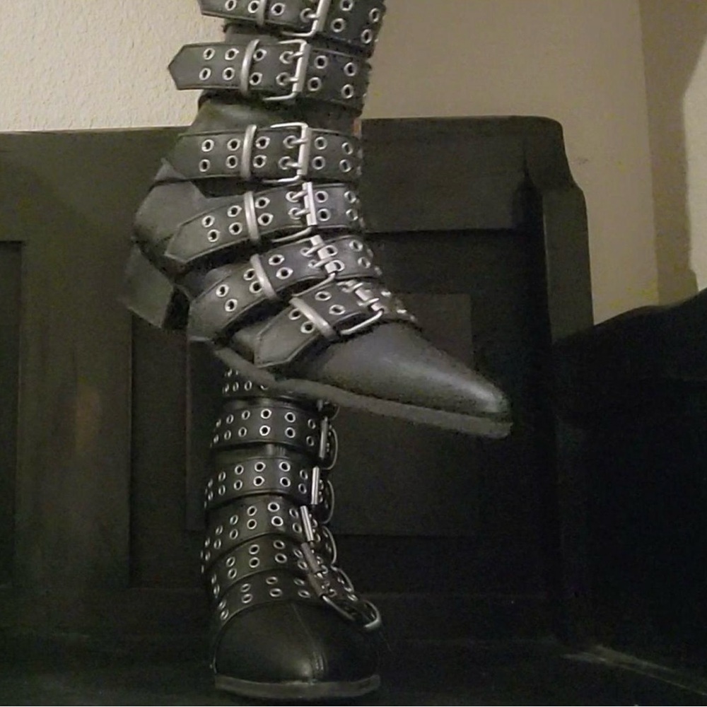 Demonia Warlock-70 Boots New Unworn in Original Box